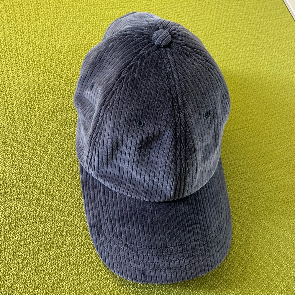 *SOLD* Lululemon Corduroy Baseball Hat in Navy